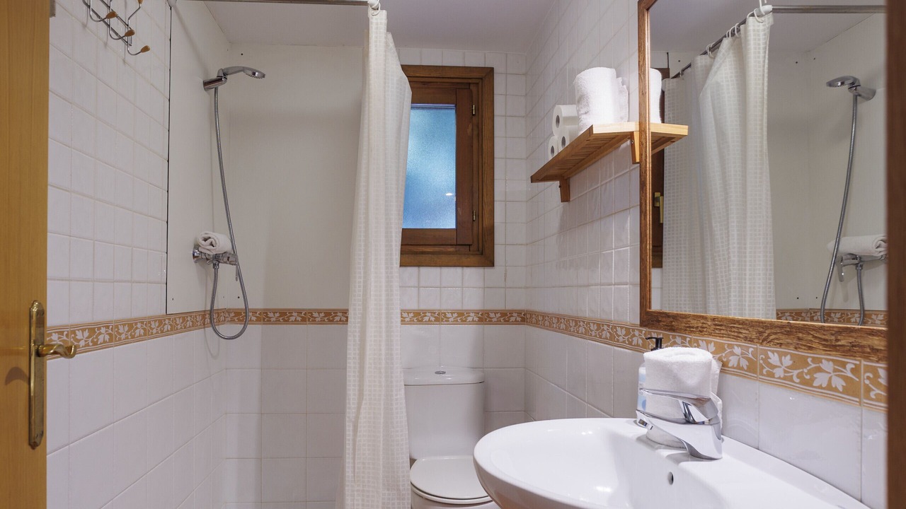 Photo of Bathroom in Rocabruna