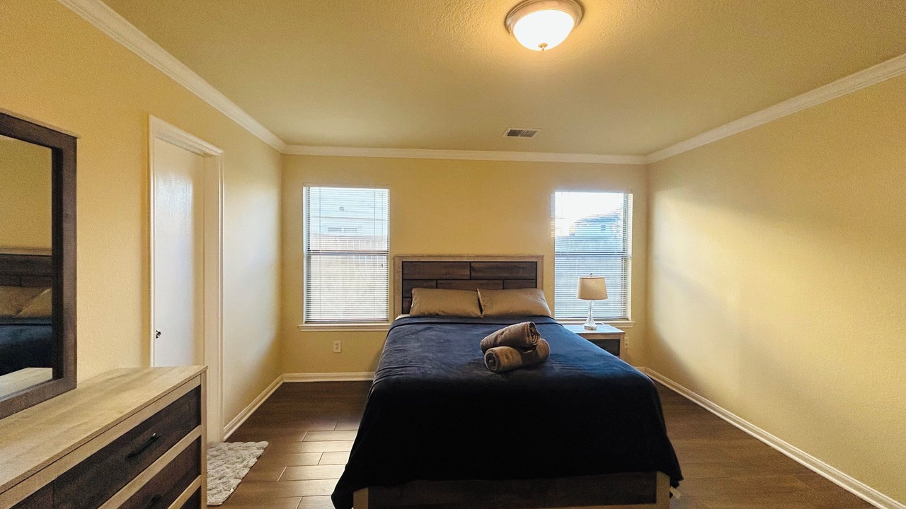 Photo of Bedroom in Northeast Houston