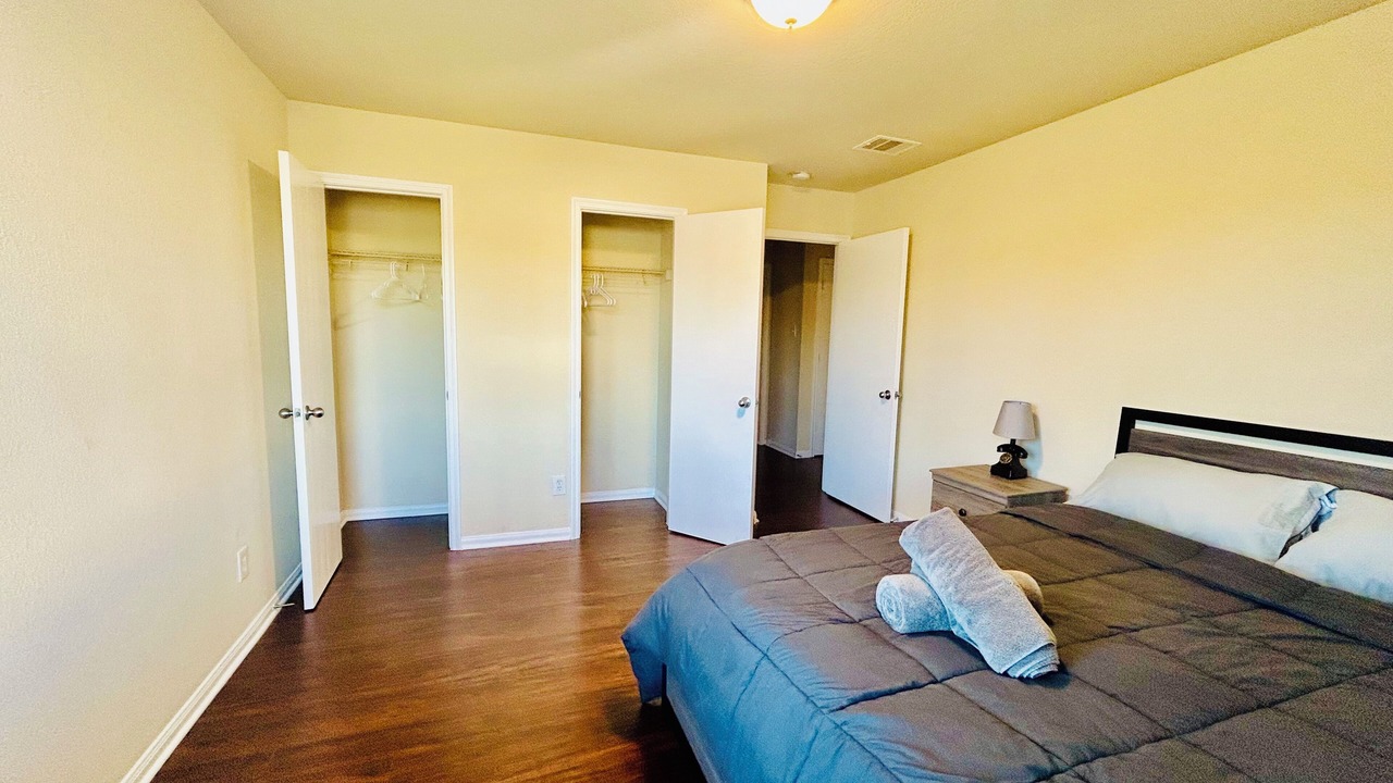Photo of Bedroom in Northeast Houston