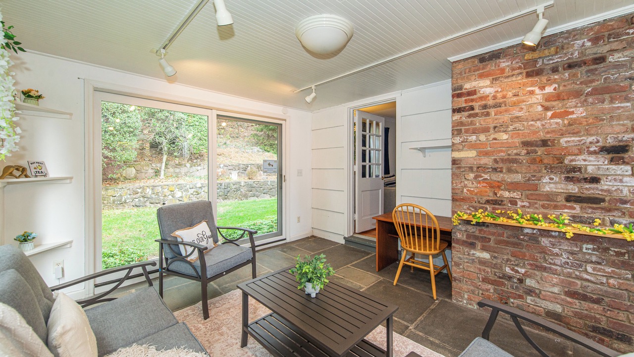 Photo of Livingroom in Upper Montclair