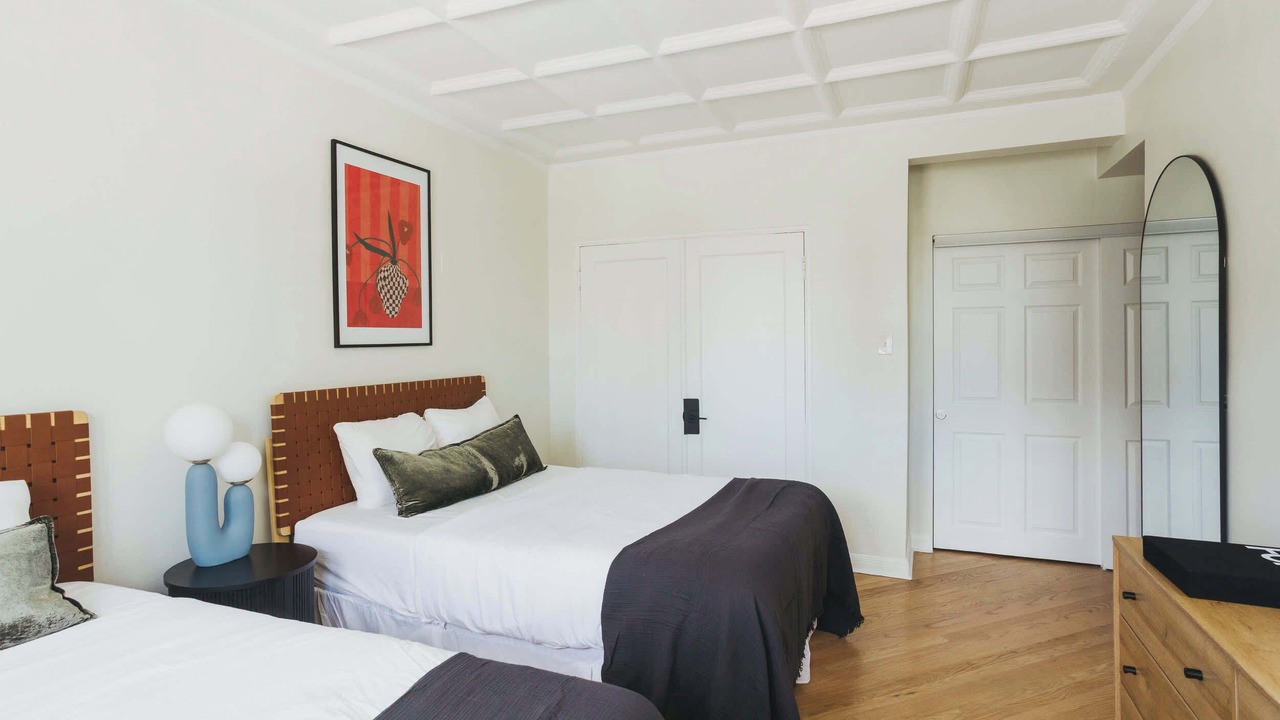 Photo of Bedroom in Near North Side