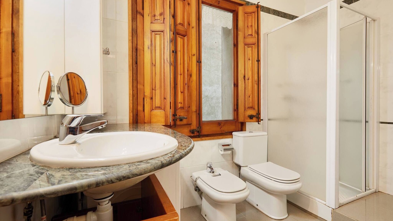 Photo of Bathroom in Camprodon