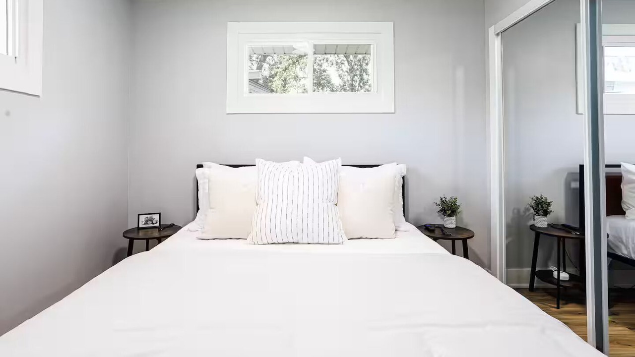 Photo of Bedroom in Lockport