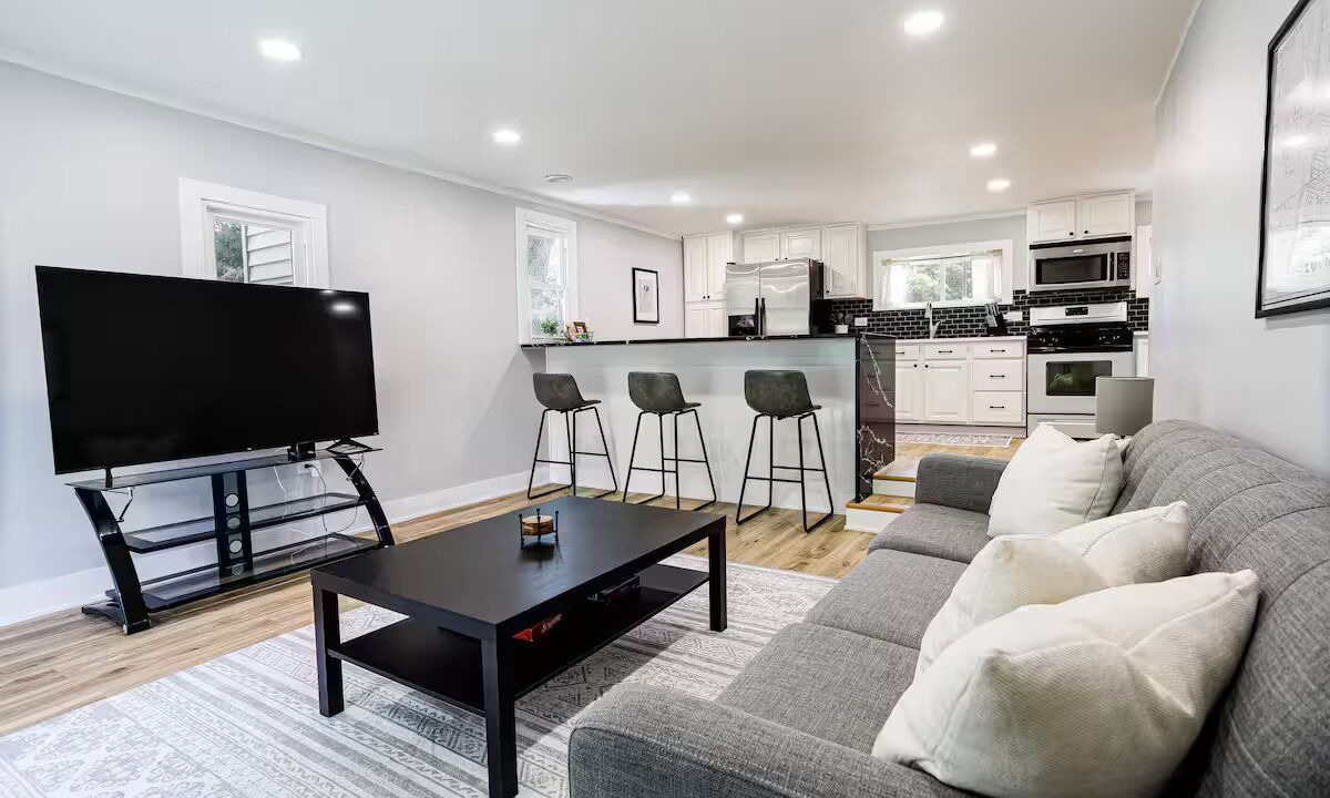 Photo of Livingroom in Lockport