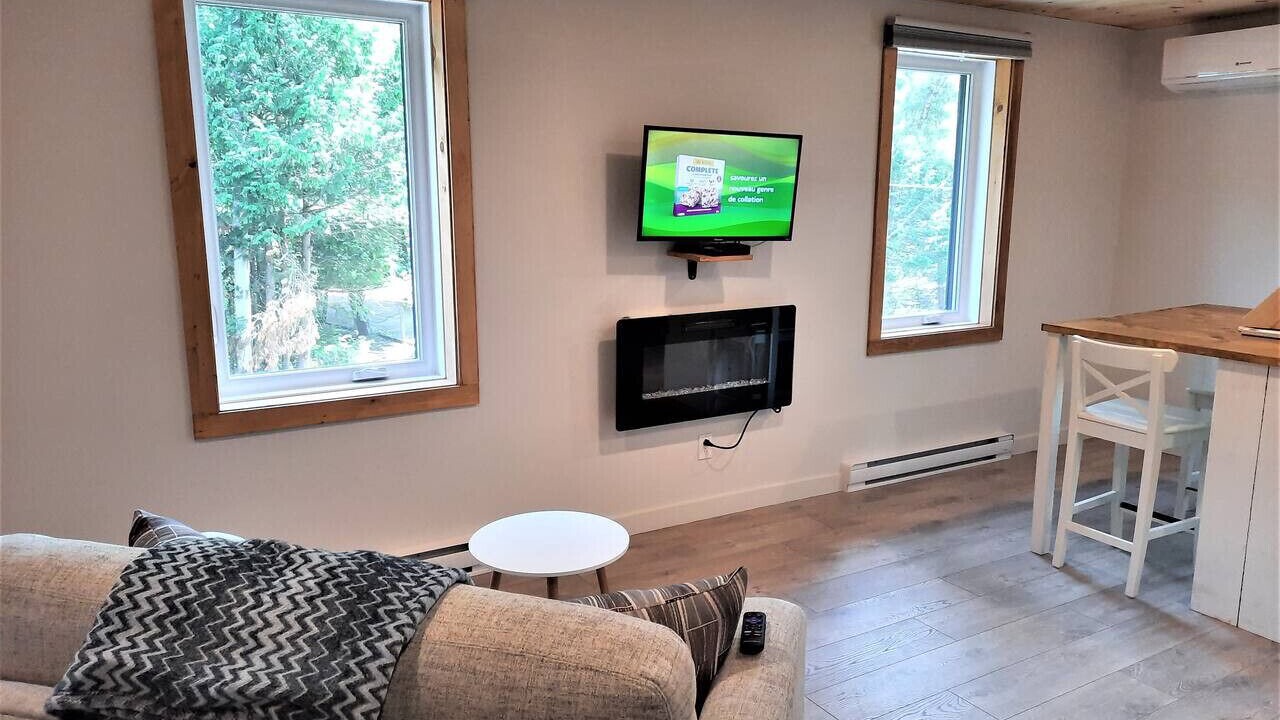 Photo of Livingroom in Sainte-Lucie-des-Laurentides