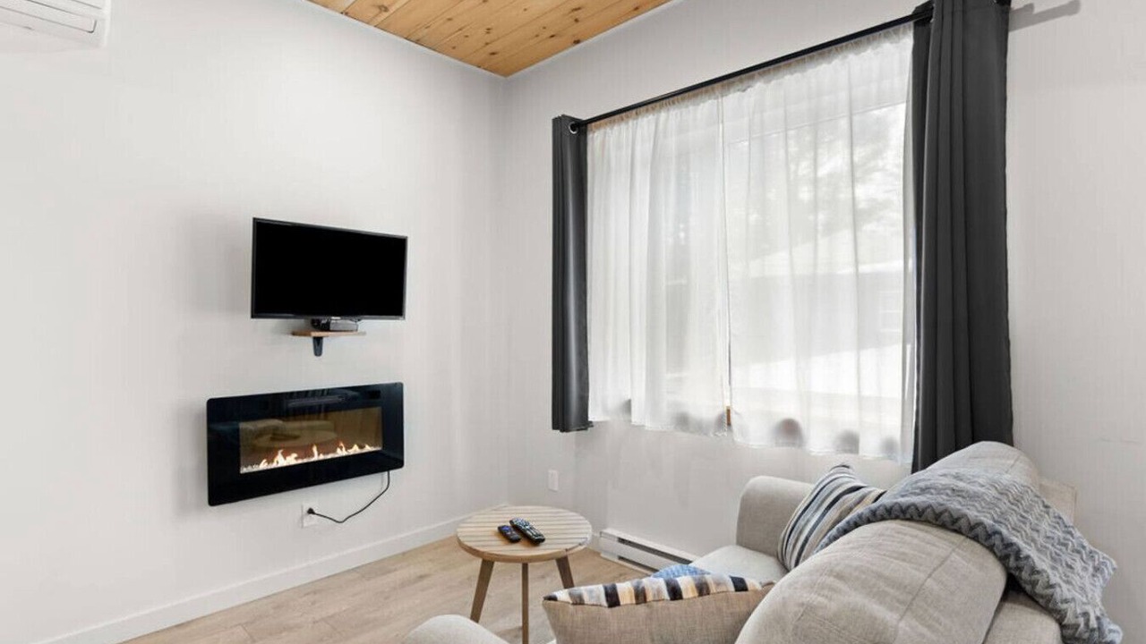Photo of Livingroom in Sainte-Lucie-des-Laurentides
