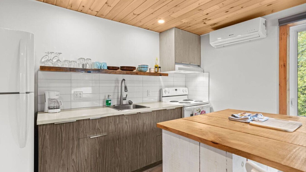 Photo of Kitchen in Sainte-Lucie-des-Laurentides
