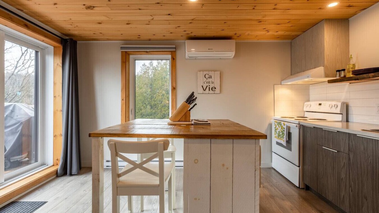 Photo of Kitchen in Sainte-Lucie-des-Laurentides