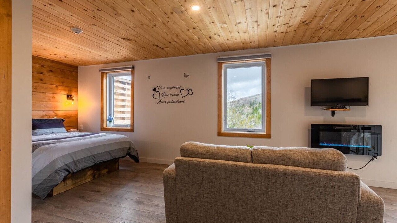 Photo of Bedroom in Sainte-Lucie-des-Laurentides