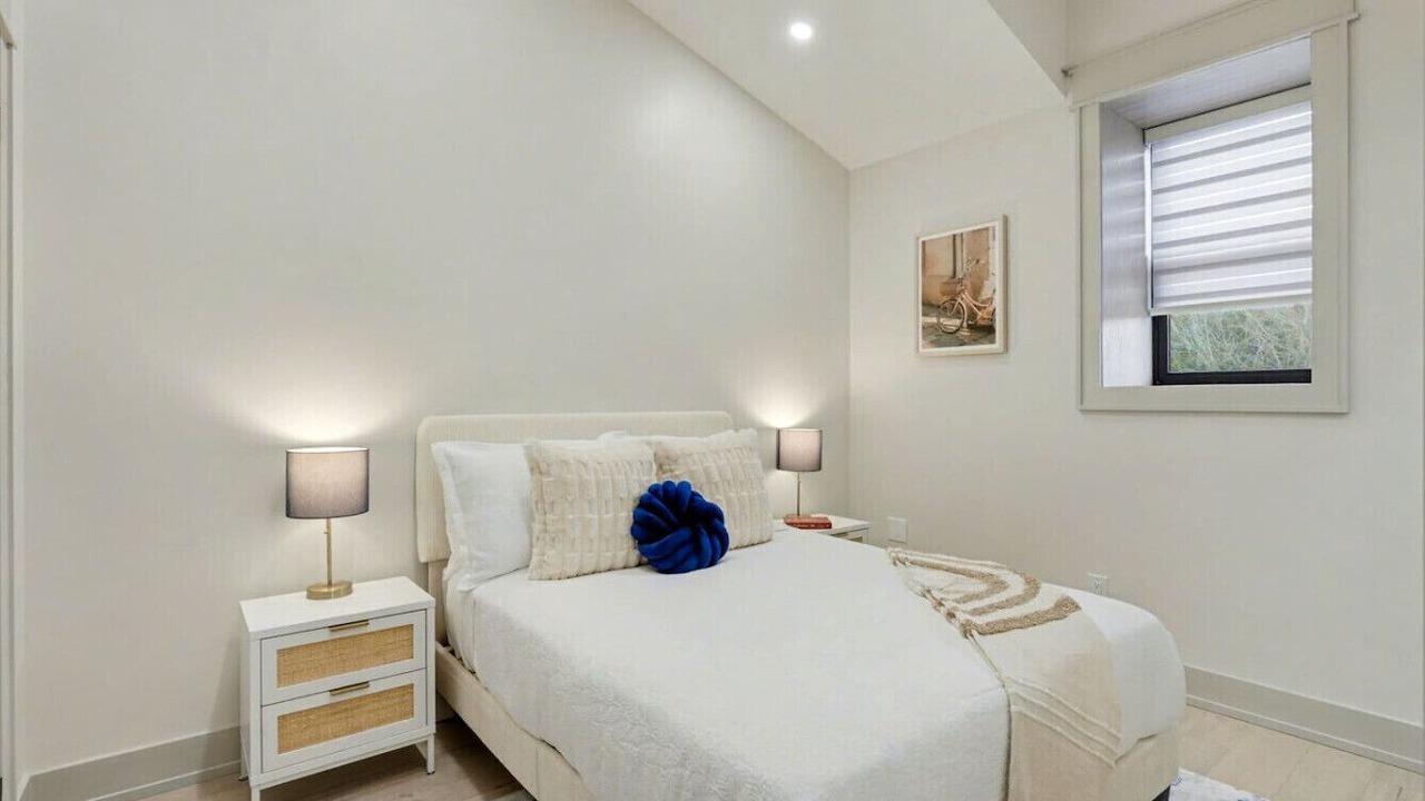 Photo of Bedroom in Salem