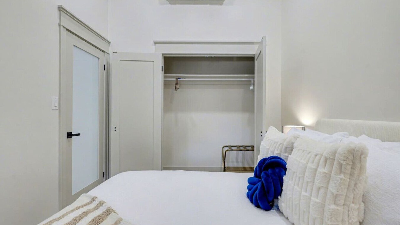 Photo of Bedroom in Salem