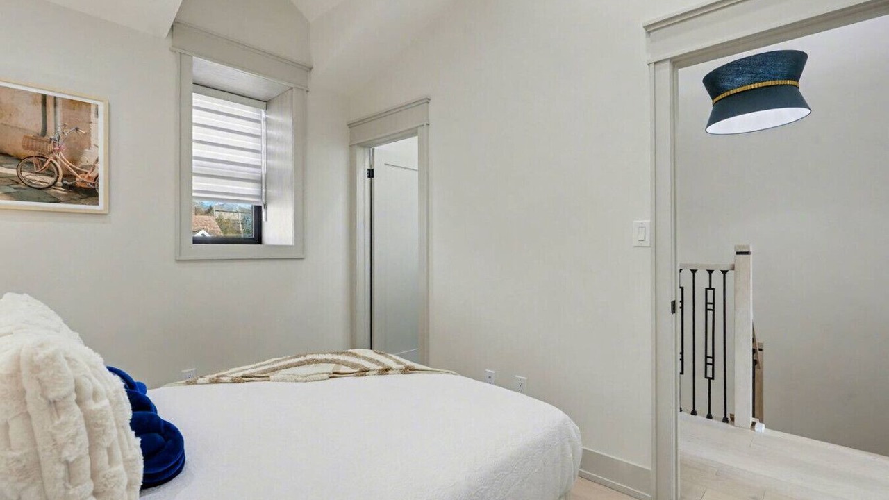Photo of Bedroom in Salem