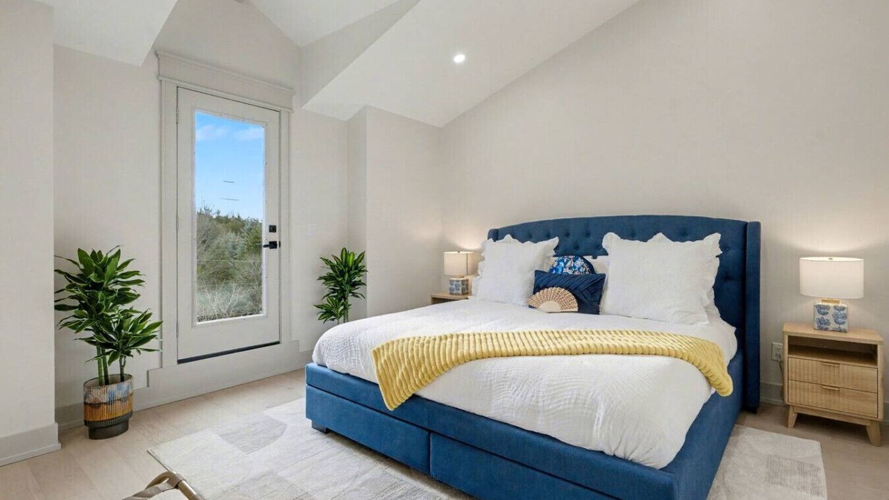 Photo of Bedroom in Salem