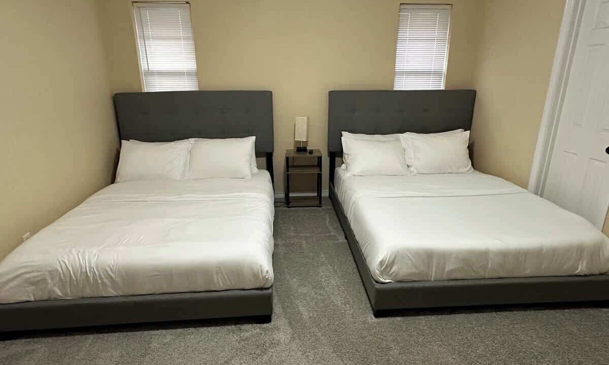 Photo of Bedroom in Garland