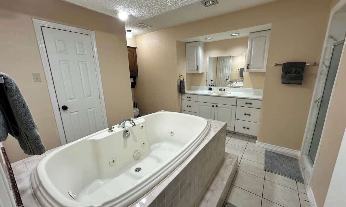 Photo of Bathroom in Garland