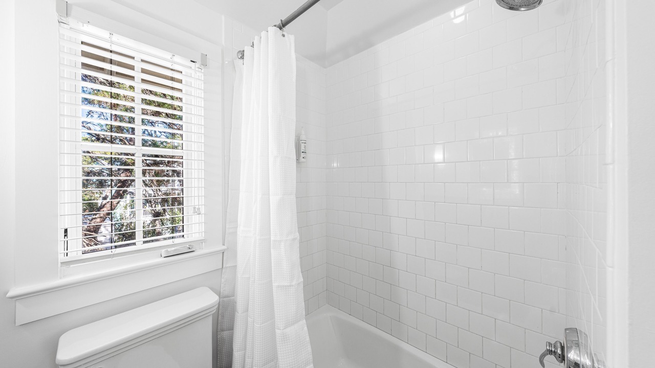 Photo of Bathroom in Seaside