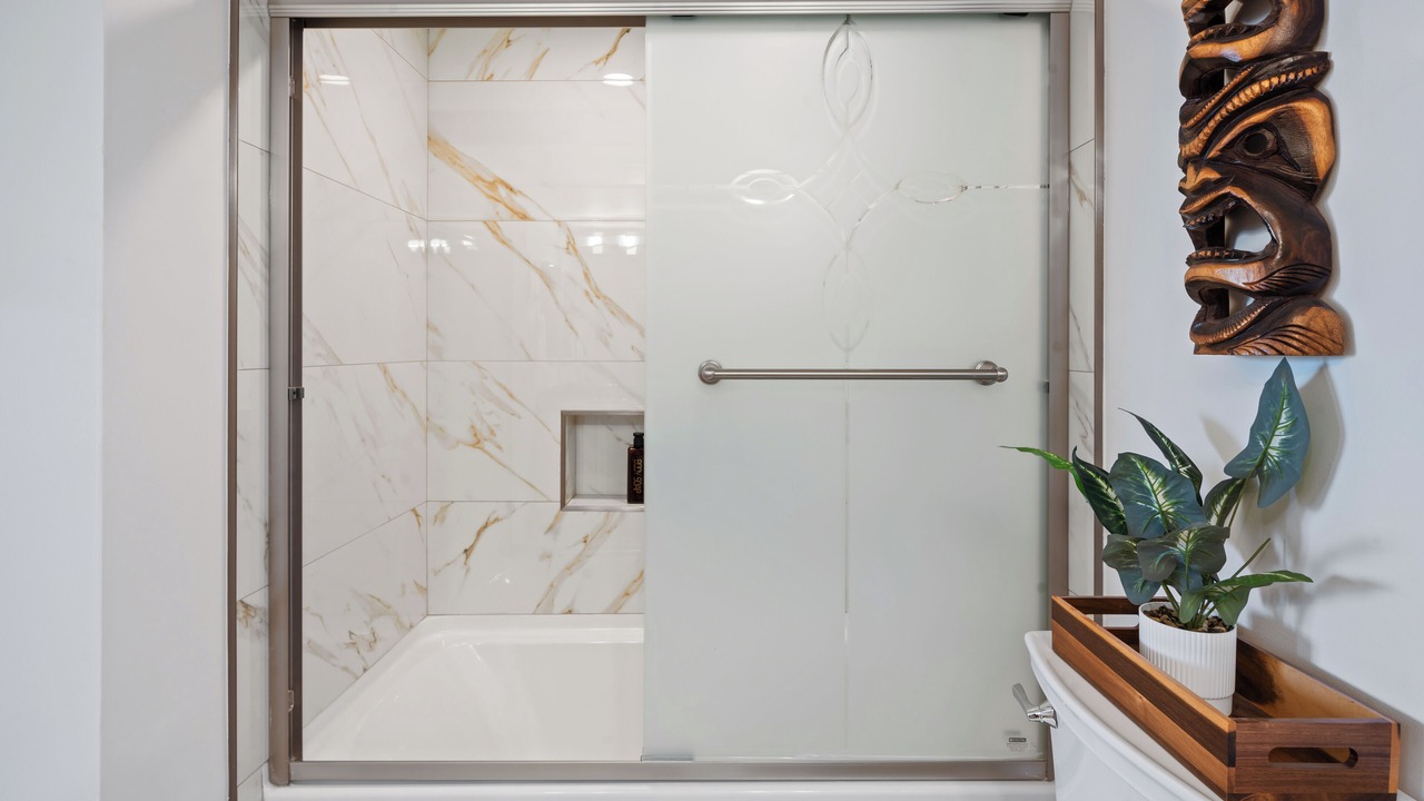 Photo of Bathroom in Maalaea
