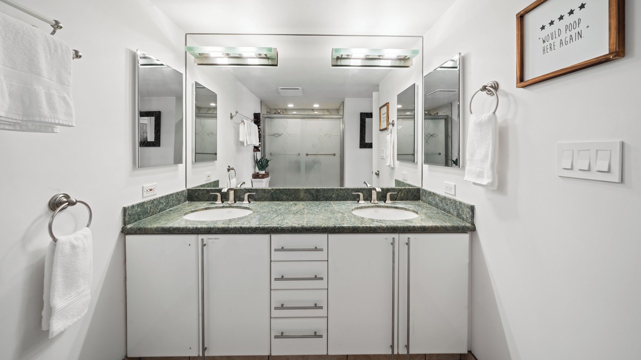 Photo of Bathroom in Maalaea