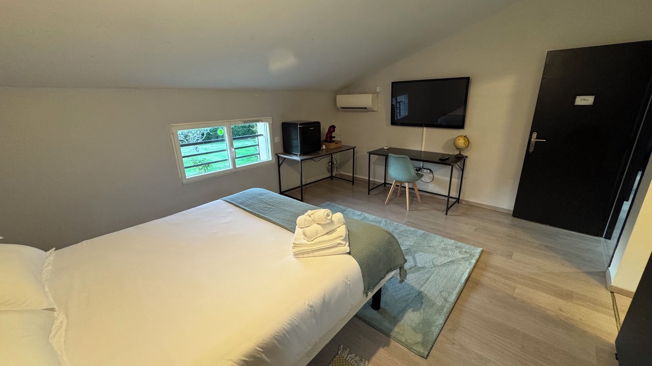Photo of Bedroom in Montauban
