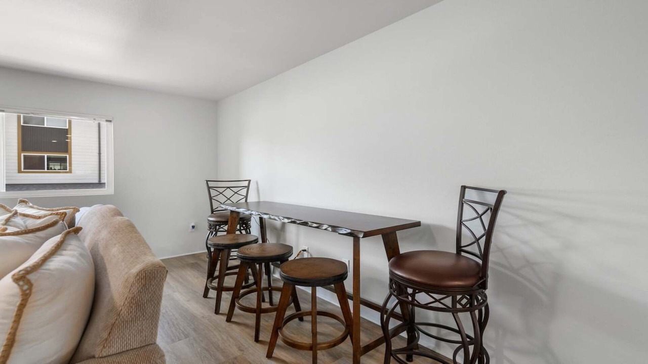 Photo of Others in Ewa