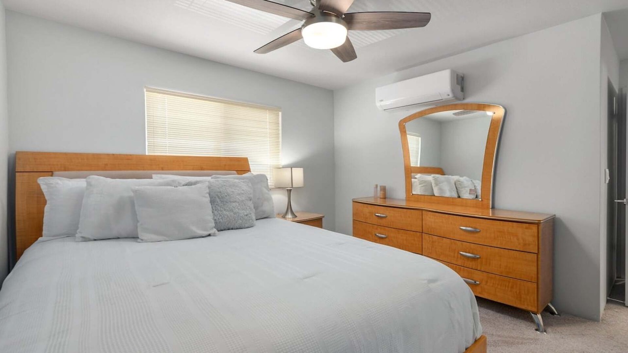 Photo of Bedroom in Ewa