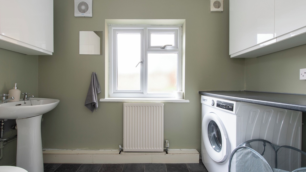 Photo of Bathroom in Wainscot
