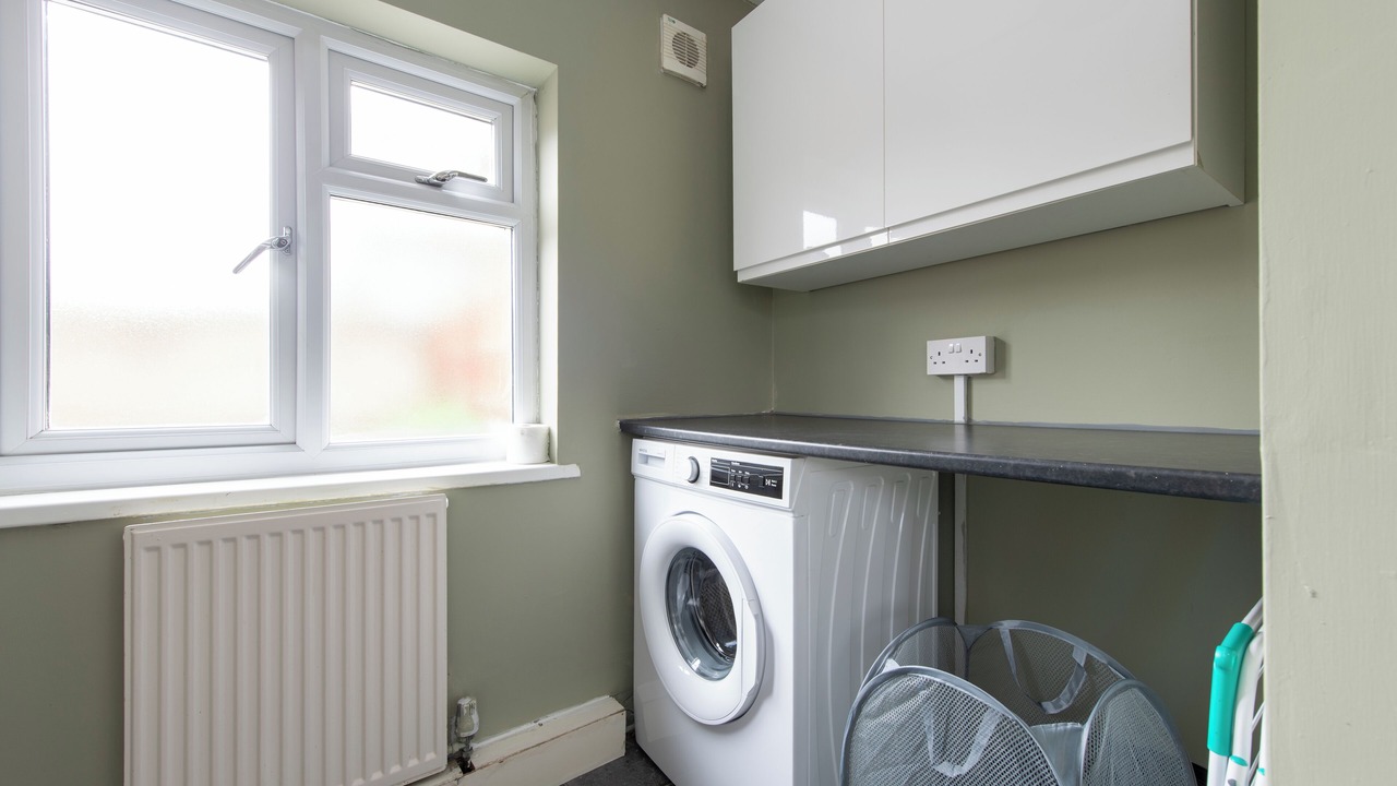 Photo of Others in Wainscot