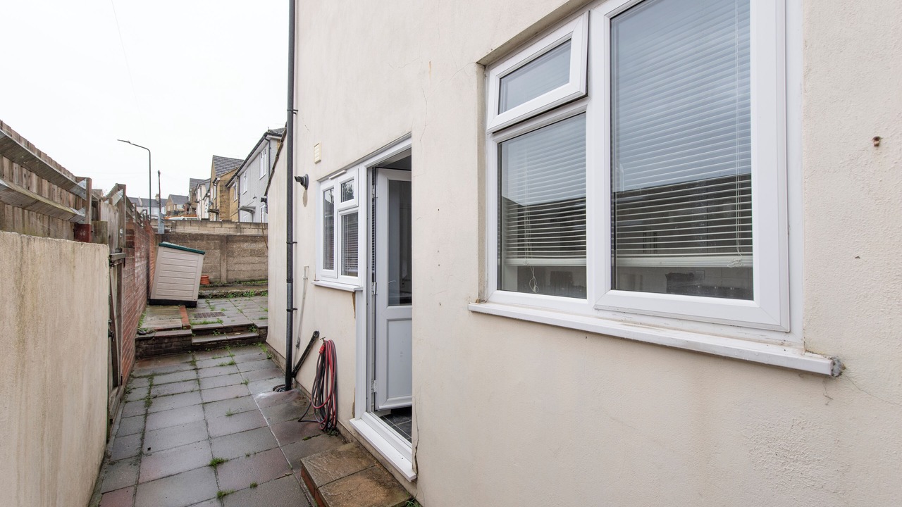 Photo of Outdoor in Wainscot