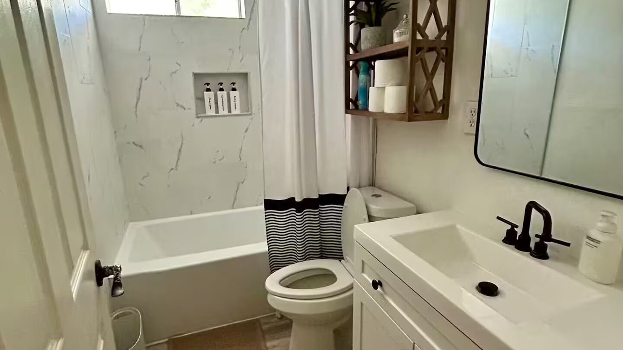 Photo of Bathroom in Pasadena