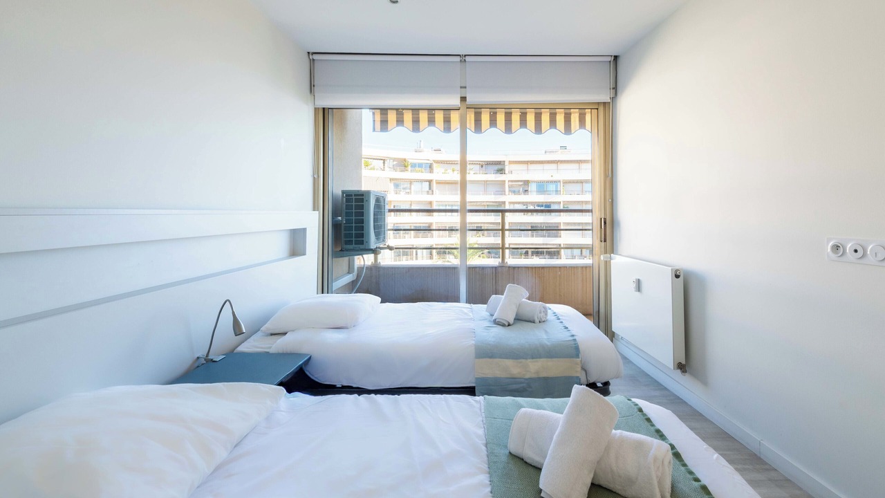 Photo of Bedroom in Cannes La Bocca