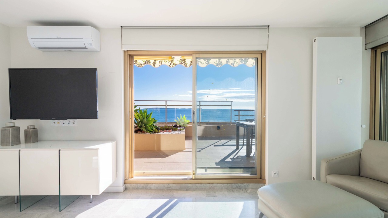 Photo of Livingroom in Cannes La Bocca