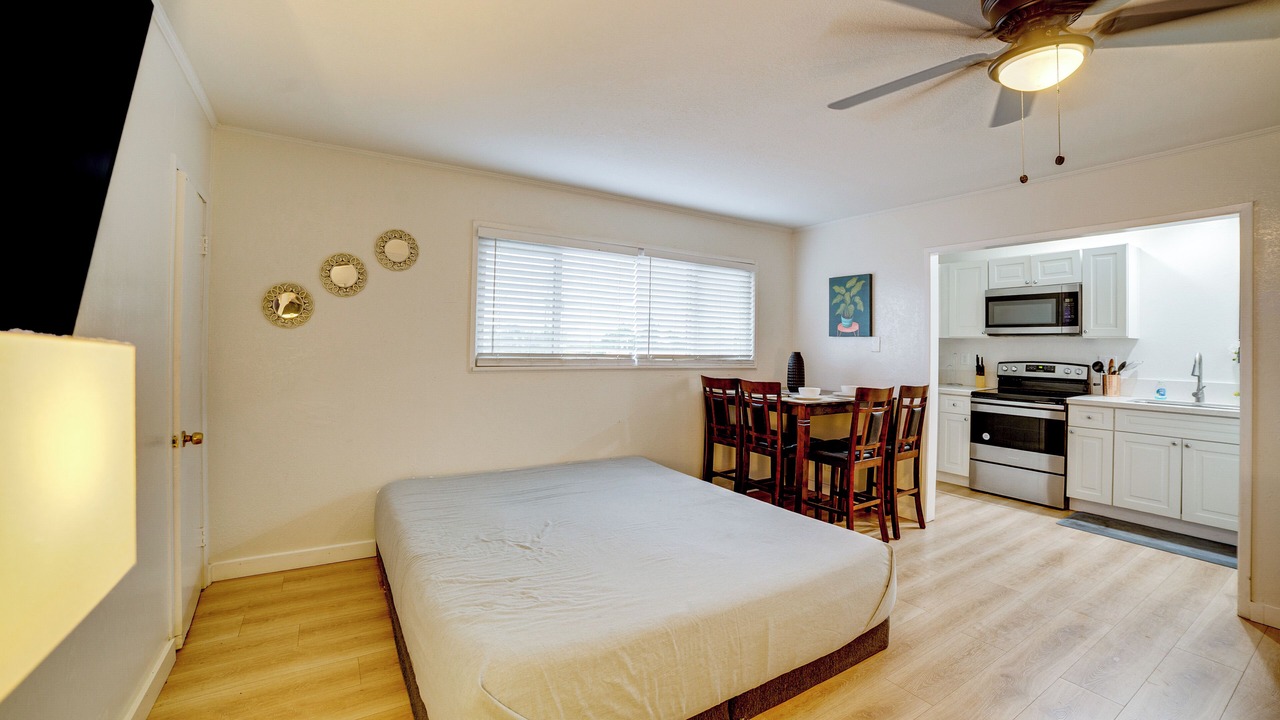 Photo of Bedroom in Rialto
