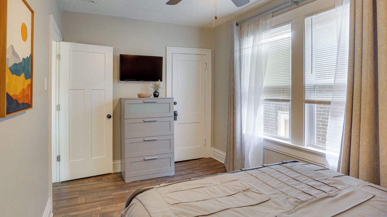 Photo of Bedroom in University City