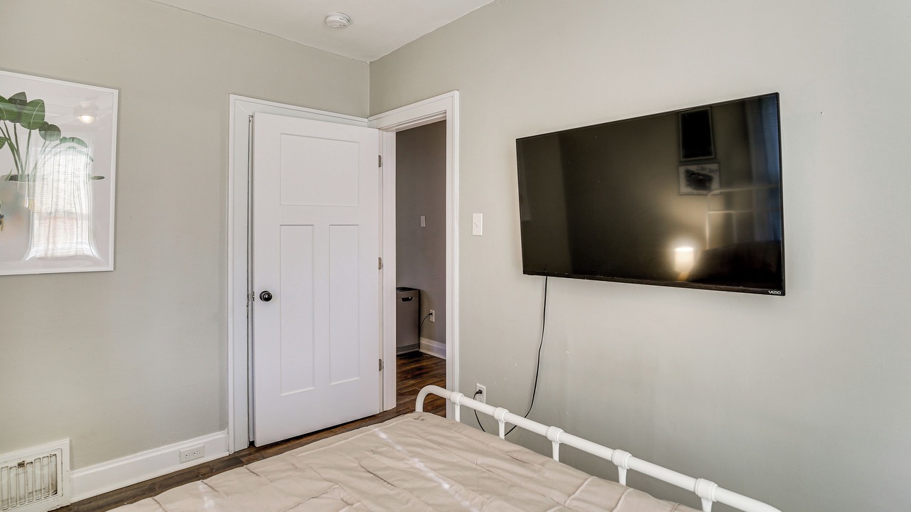 Photo of Bedroom in University City