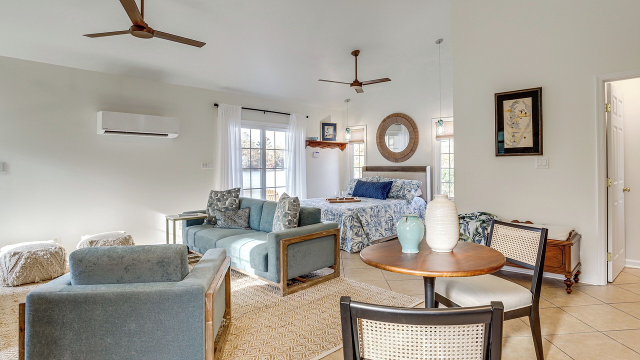 Photo of Livingroom in Salisbury