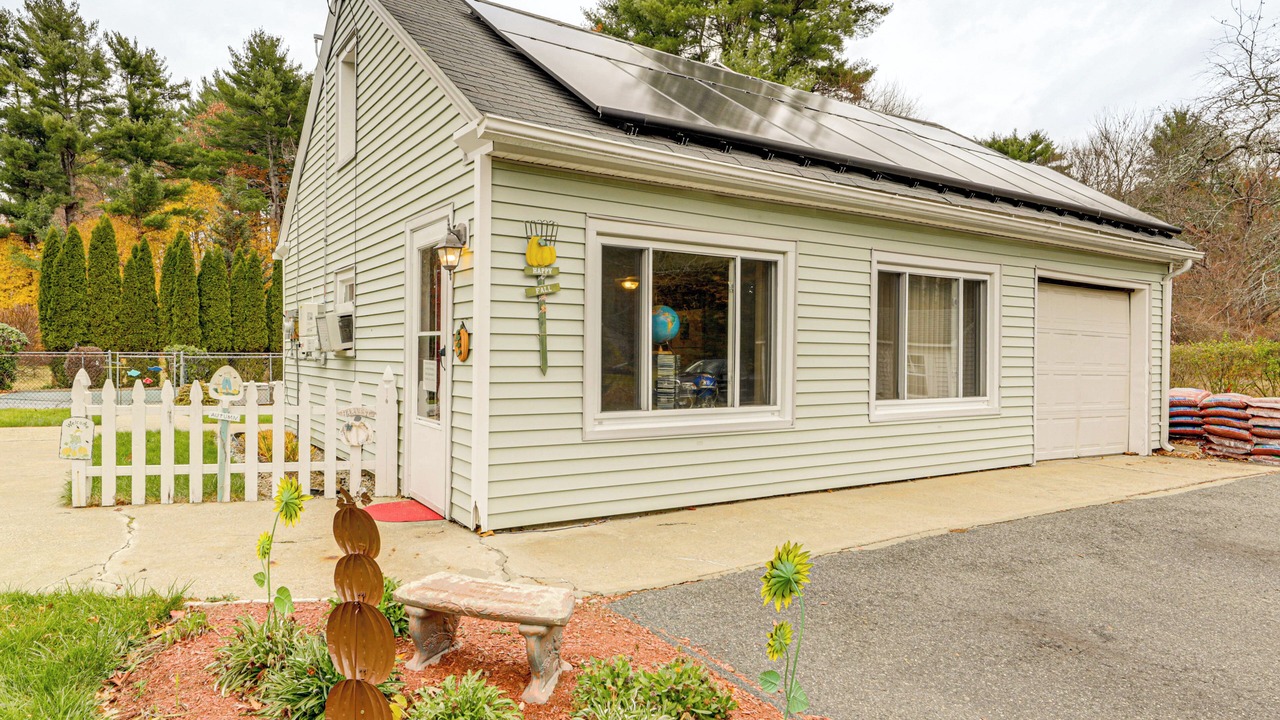 Photo of Others in Thorndike