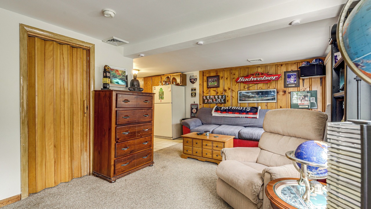 Photo of Livingroom in Thorndike