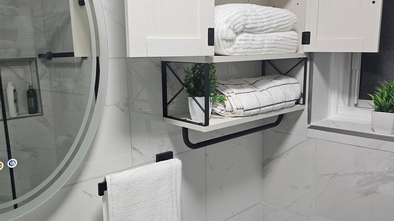Photo of Bathroom in LaSalle