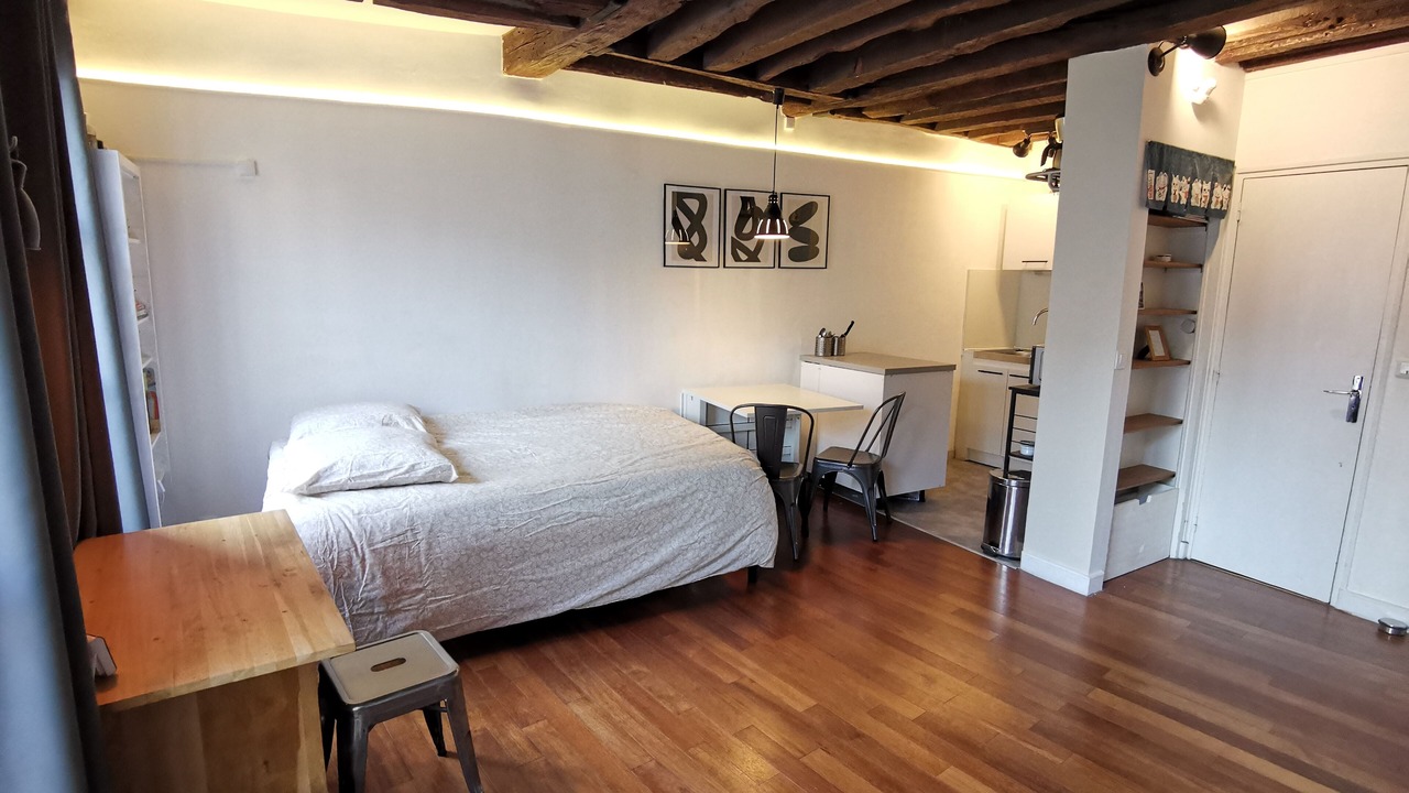 Photo of Bedroom in Paris City Center