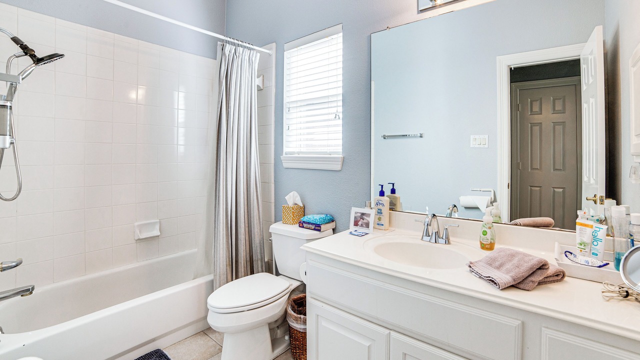 Photo of Bathroom in Uptown