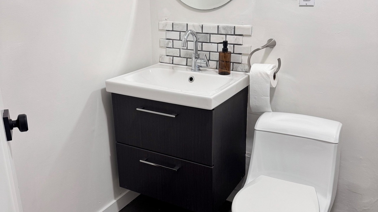 Photo of Bathroom in Hackensack River Waterfront
