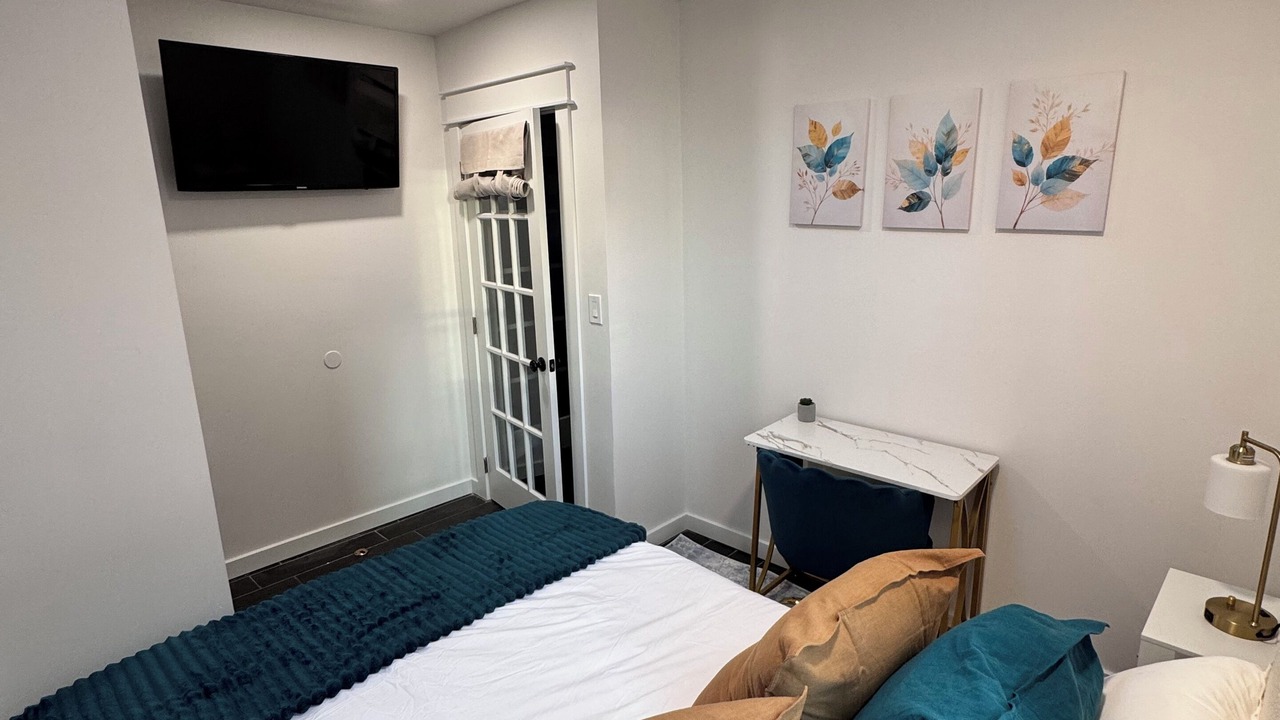 Photo of Bedroom in Hackensack River Waterfront