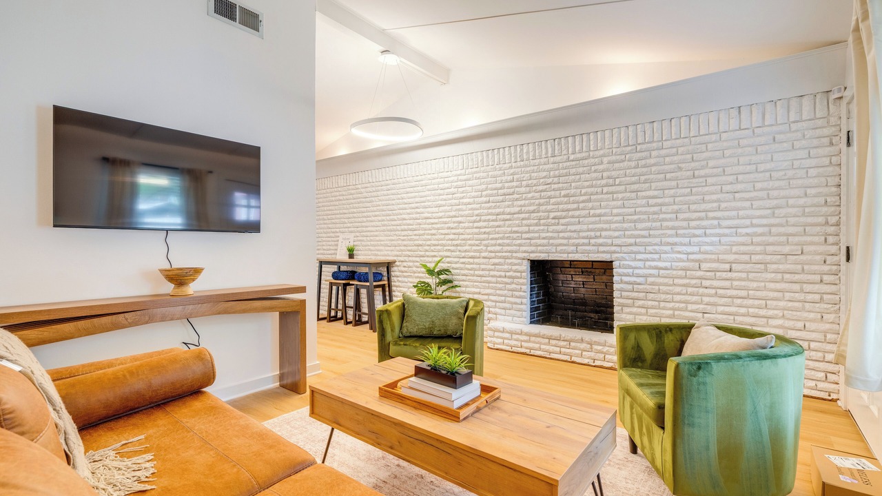 Photo of Livingroom in Hancock