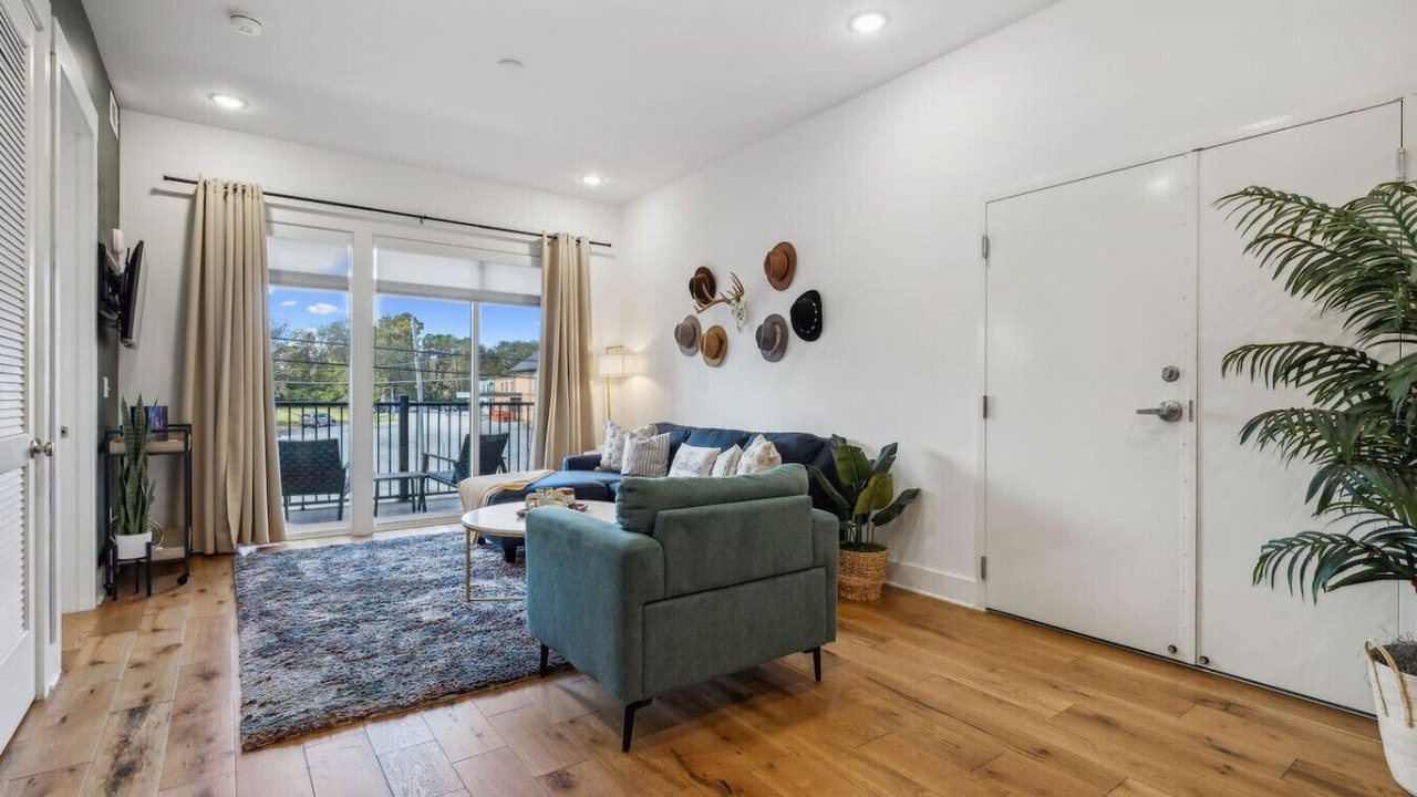 Photo of Livingroom in Inglewood