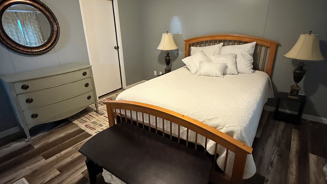 Photo of Bedroom in Blossvale