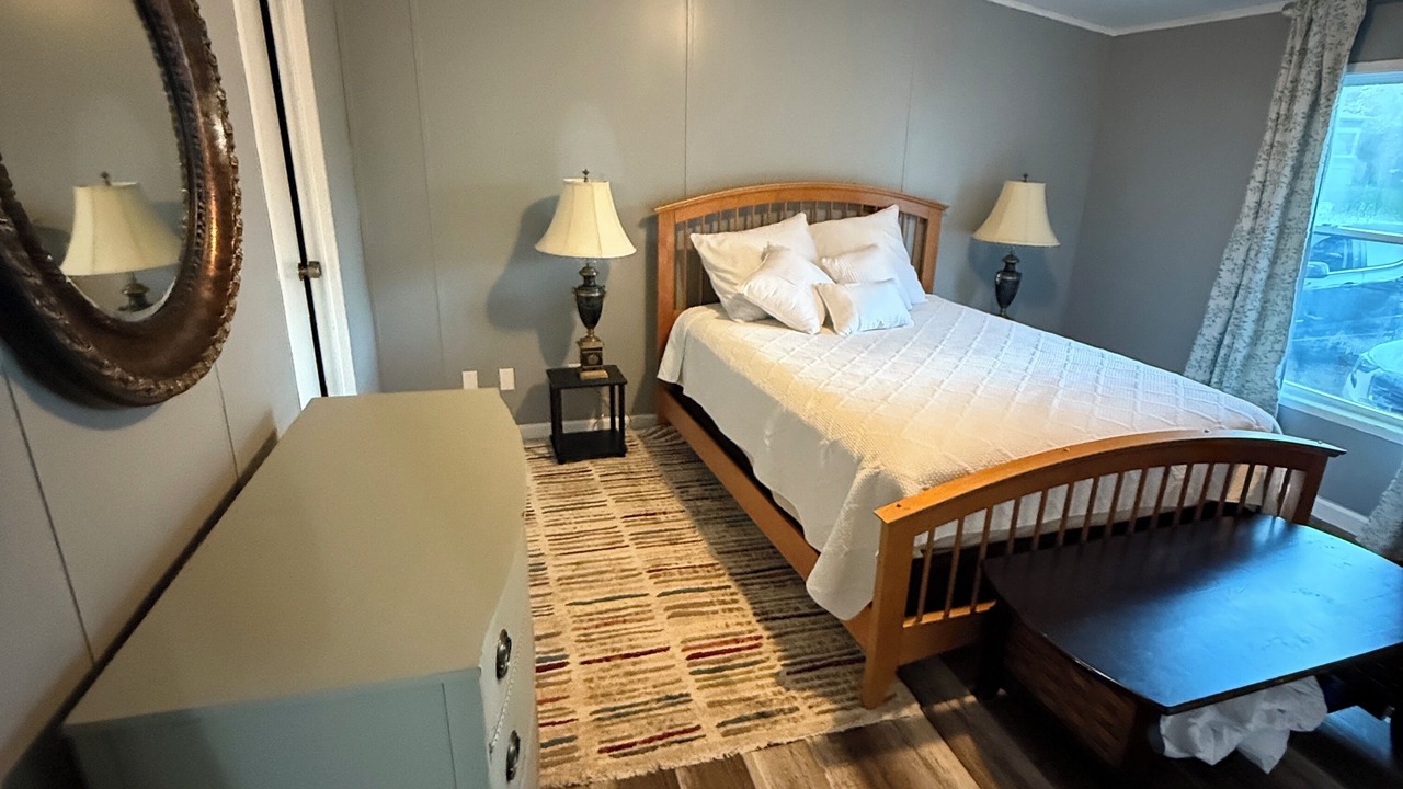 Photo of Bedroom in Blossvale