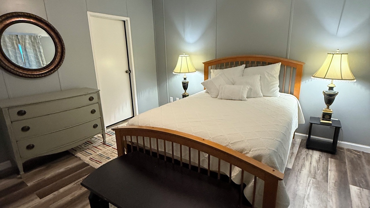 Photo of Bedroom in Blossvale