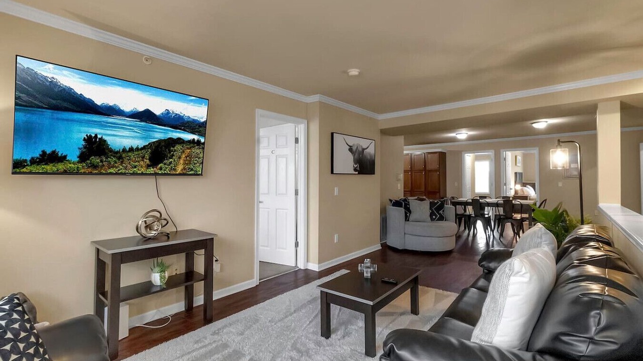 Photo of Livingroom in Amherst
