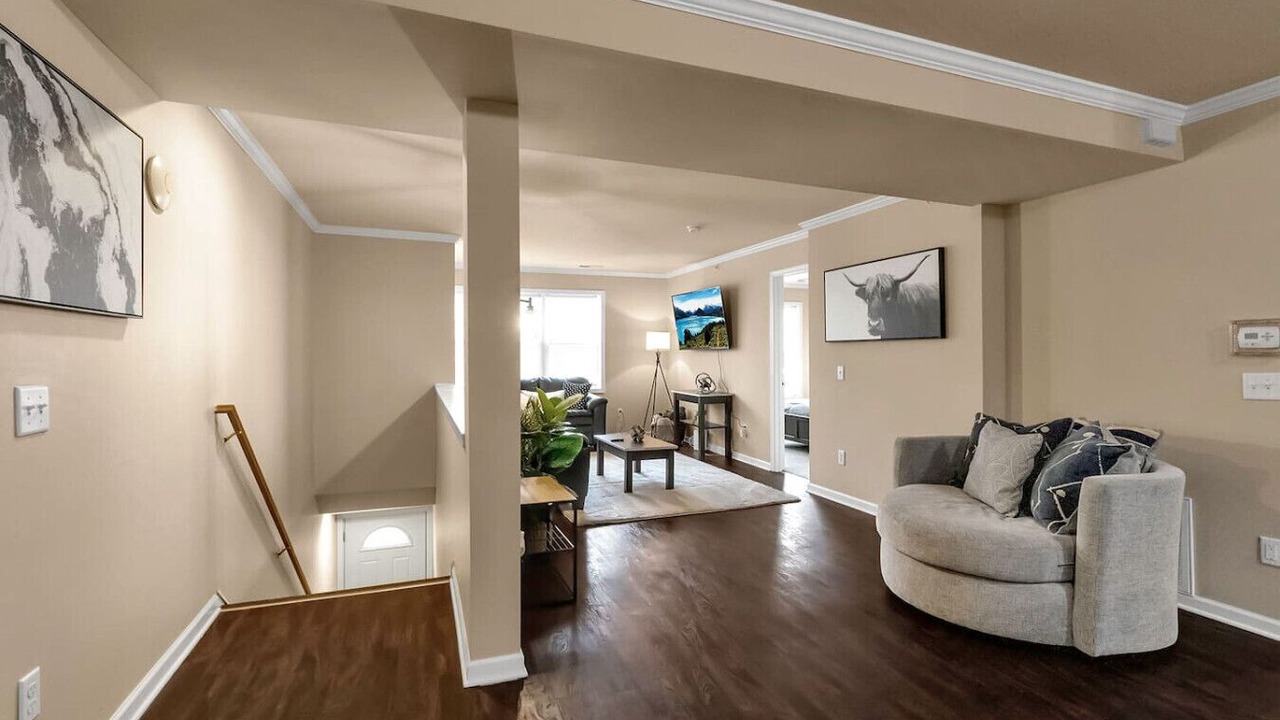 Photo of Livingroom in Amherst