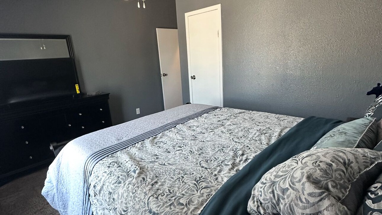 Photo of Bedroom in Edgewood